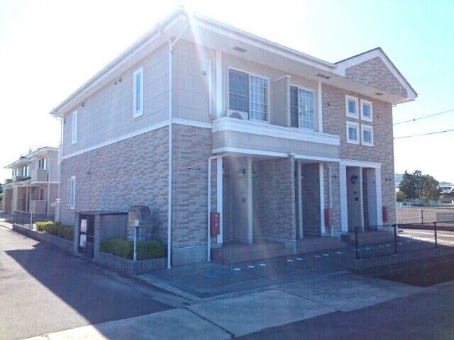 セレーノＢの物件外観写真