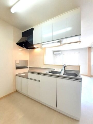 トルヴェ　ラ　フェーヴⅢの物件内観写真