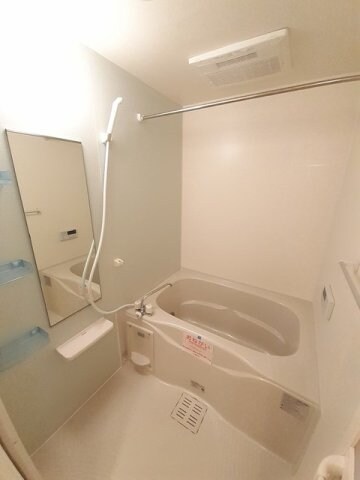 トルヴェ　ラ　フェーヴⅢの物件内観写真