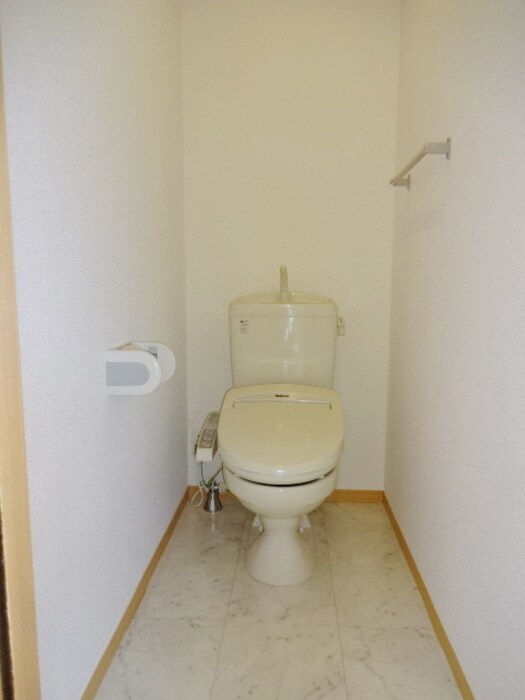 フォンターナ伏石　B棟の物件内観写真