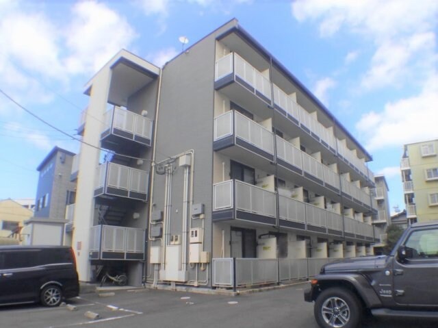 レオパレスベトレーテンナーベの物件外観写真