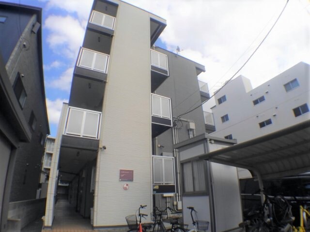 レオパレスベトレーテンナーベの物件外観写真