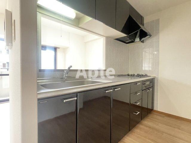 サーパス木太公園の物件内観写真