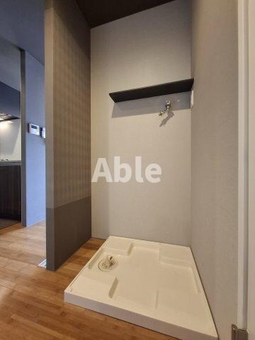 コリドール中央の物件内観写真