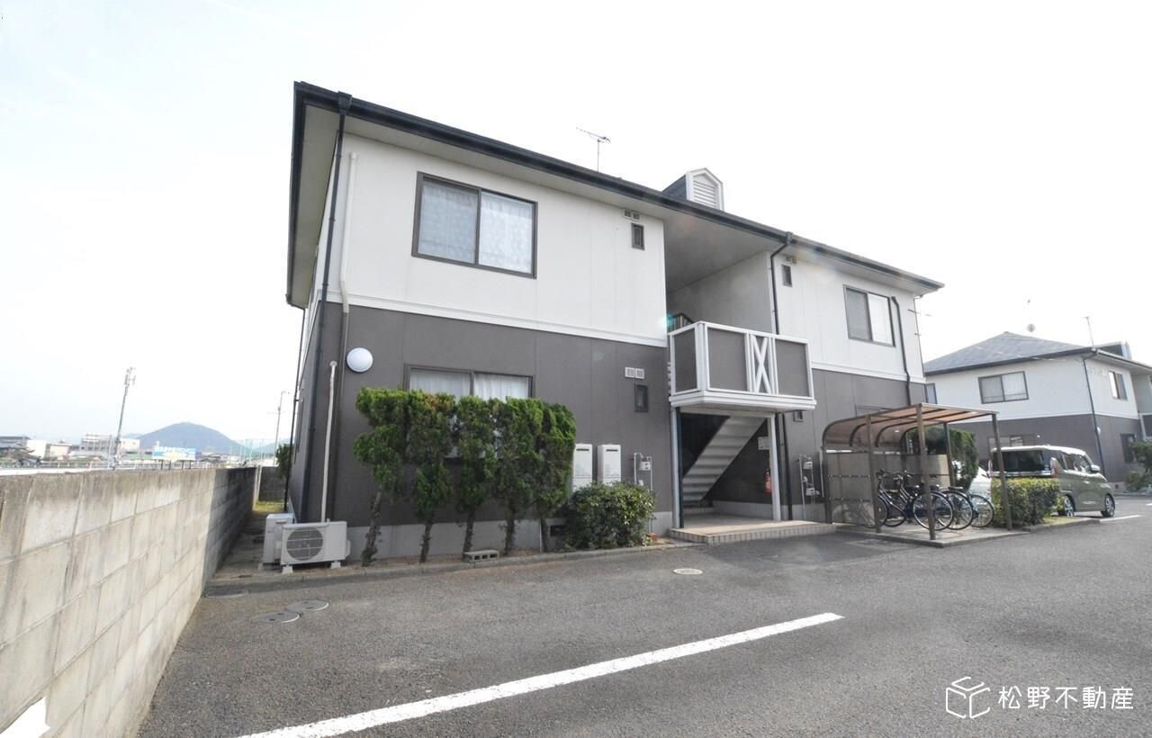 チェリータウン高松の物件外観写真