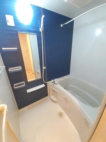 キャッツコート鶴市の物件内観写真