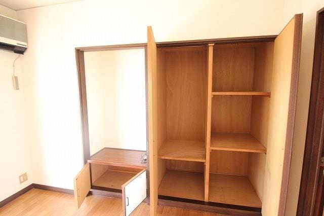 三条駅前ハイツの物件内観写真