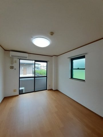 エム・ビューラー　Ｂの物件内観写真