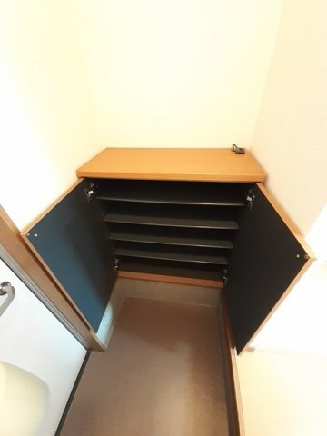 エム・ビューラー　Ｂの物件内観写真