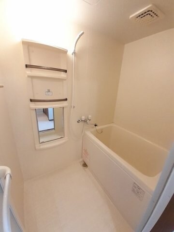 ハイランドさぬき　Ｂの物件内観写真