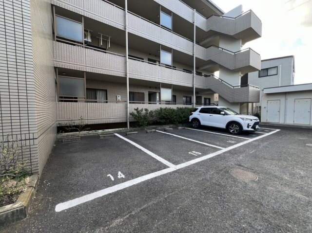 NCRE東山崎の物件外観写真