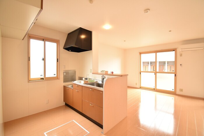 リビングタウン宇多津東　D棟の物件内観写真