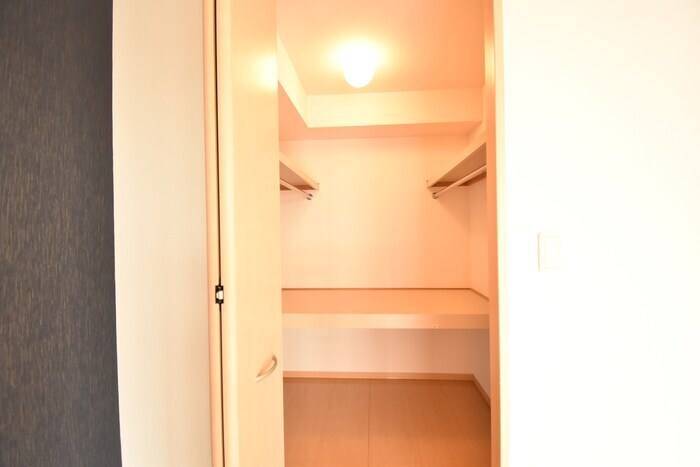 リビングタウン宇多津東　D棟の物件内観写真