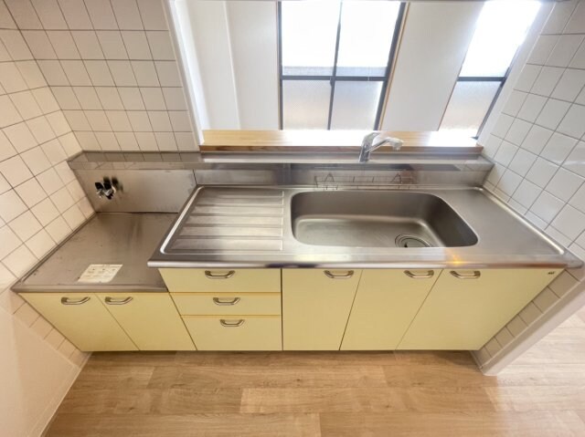 フォブールトロワやくりBの物件内観写真