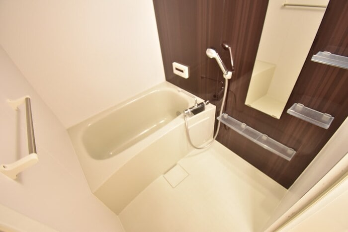 クオーレ・アロッジオ　勅使の物件内観写真