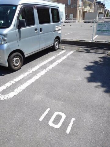 サニーハウスの物件外観写真