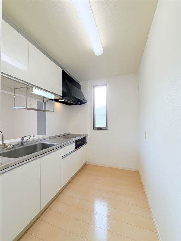 パインテイル　Ｂ棟の物件内観写真