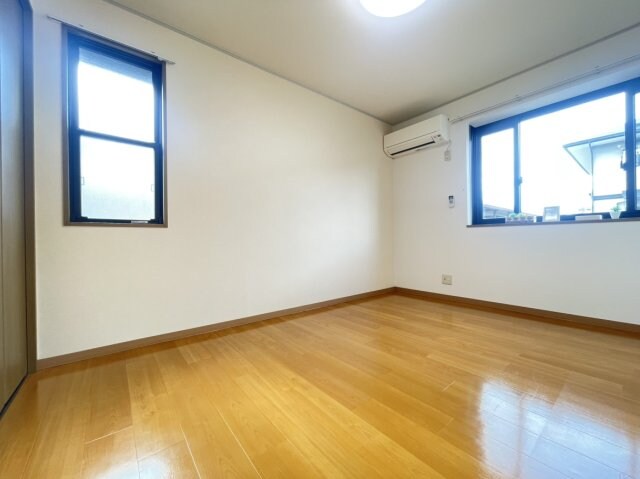 ユイマール　ガーデン　B棟の物件内観写真