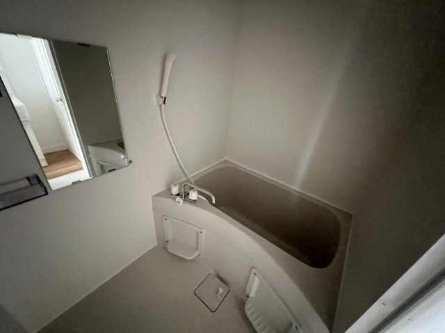 ヴィラナリー屋島5号棟の物件内観写真