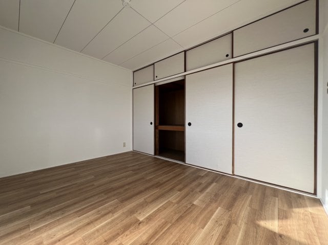 ヴィラナリー屋島5号棟の物件内観写真