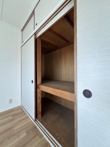 ヴィラナリー屋島5号棟の物件内観写真