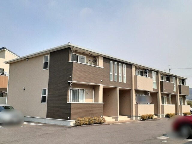 エレガンシア・ブローテⅠの物件外観写真