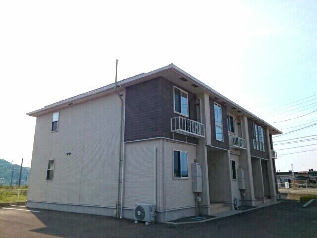 秋桜ミディⅡの物件外観写真