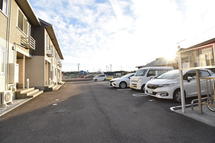 ミ　シェール　エクラの物件外観写真