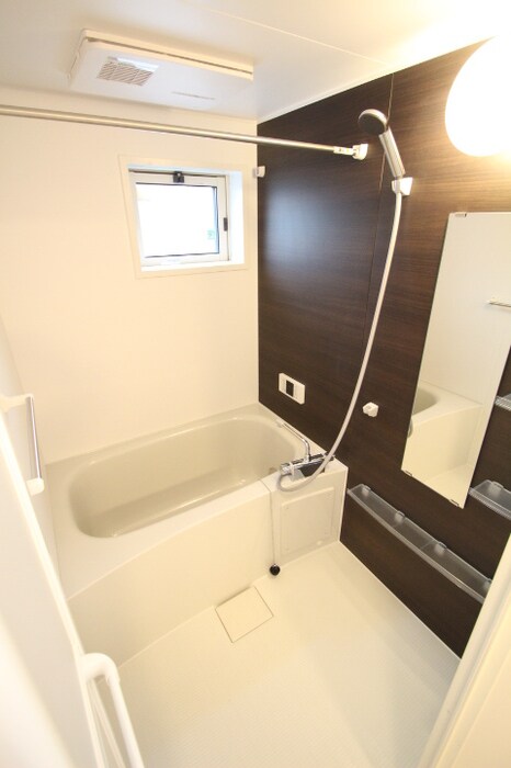 ミ　シェール　エクラの物件内観写真