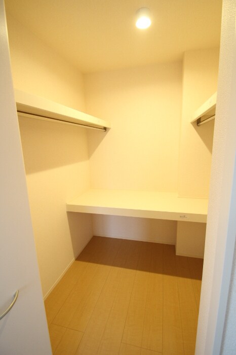 ミ　シェール　エクラの物件内観写真