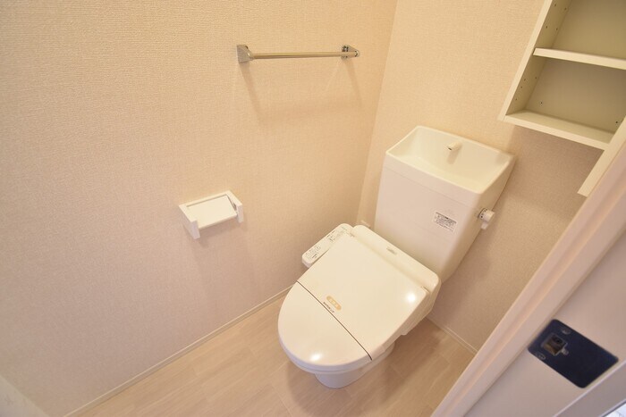 リリックガーデンB棟の物件内観写真