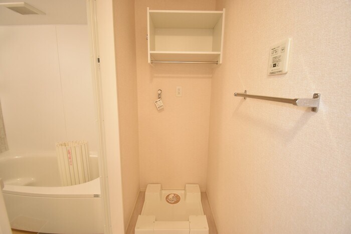 リリックガーデンB棟の物件内観写真