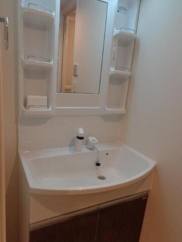 ミラフローレスの物件内観写真