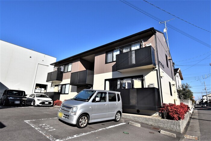 サンハイム B棟の物件外観写真