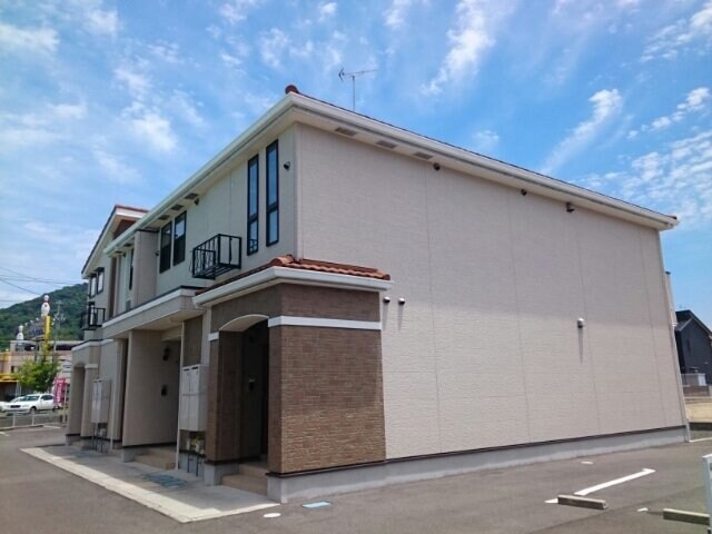 モントレゾールの物件外観写真