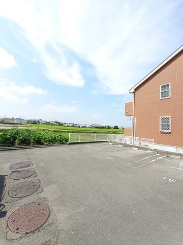 カルム・シェソワの物件外観写真