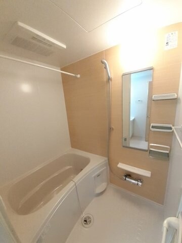 ラ・エムザの物件内観写真