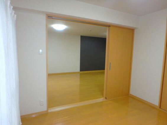 ループサイドの物件内観写真