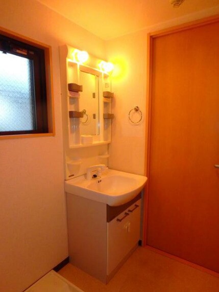 ループサイドの物件内観写真