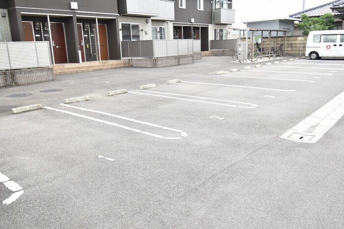 フロレスタの物件外観写真