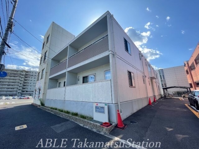 グランドマンションⅦの物件外観写真