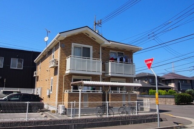 サニーレジデンスＢの物件外観写真