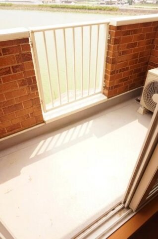 ラッキー　Ａの物件内観写真