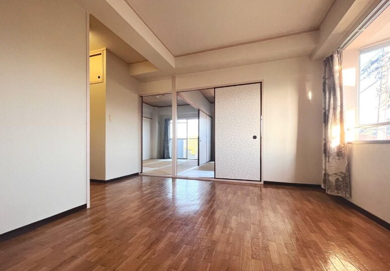 岩藤マンションの物件内観写真