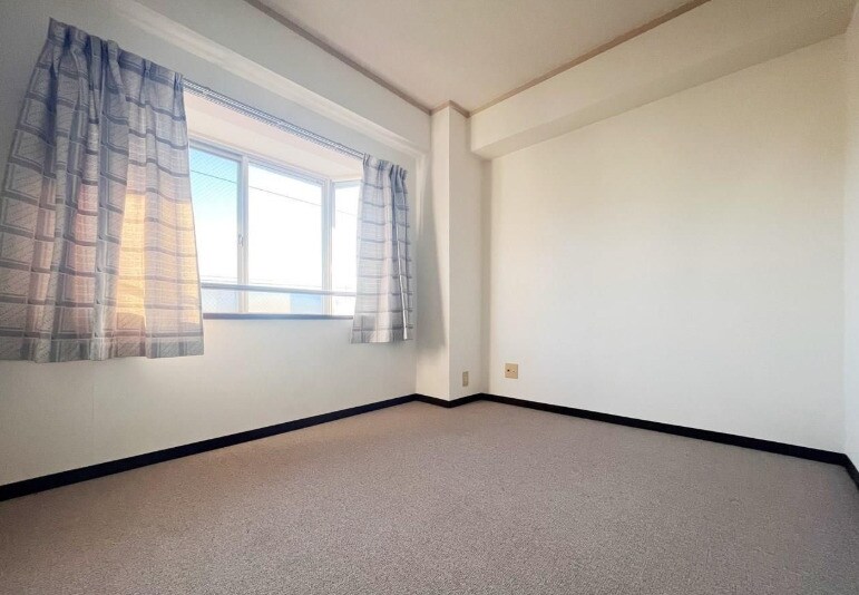 岩藤マンションの物件内観写真