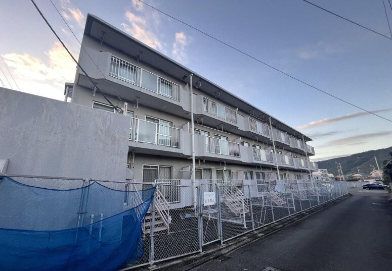 岩藤マンションの物件内観写真