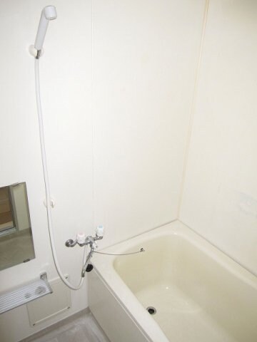 ニューシティー八栗口Ｂの物件内観写真