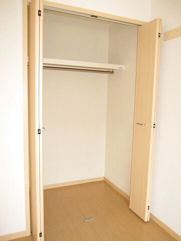 ニューシティー八栗口Ｂの物件内観写真