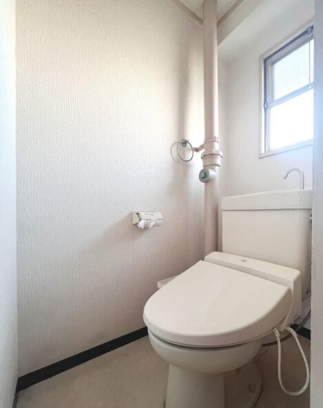 岩藤マンションの物件内観写真