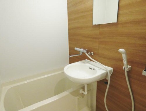 オレンジコート栗林の物件内観写真